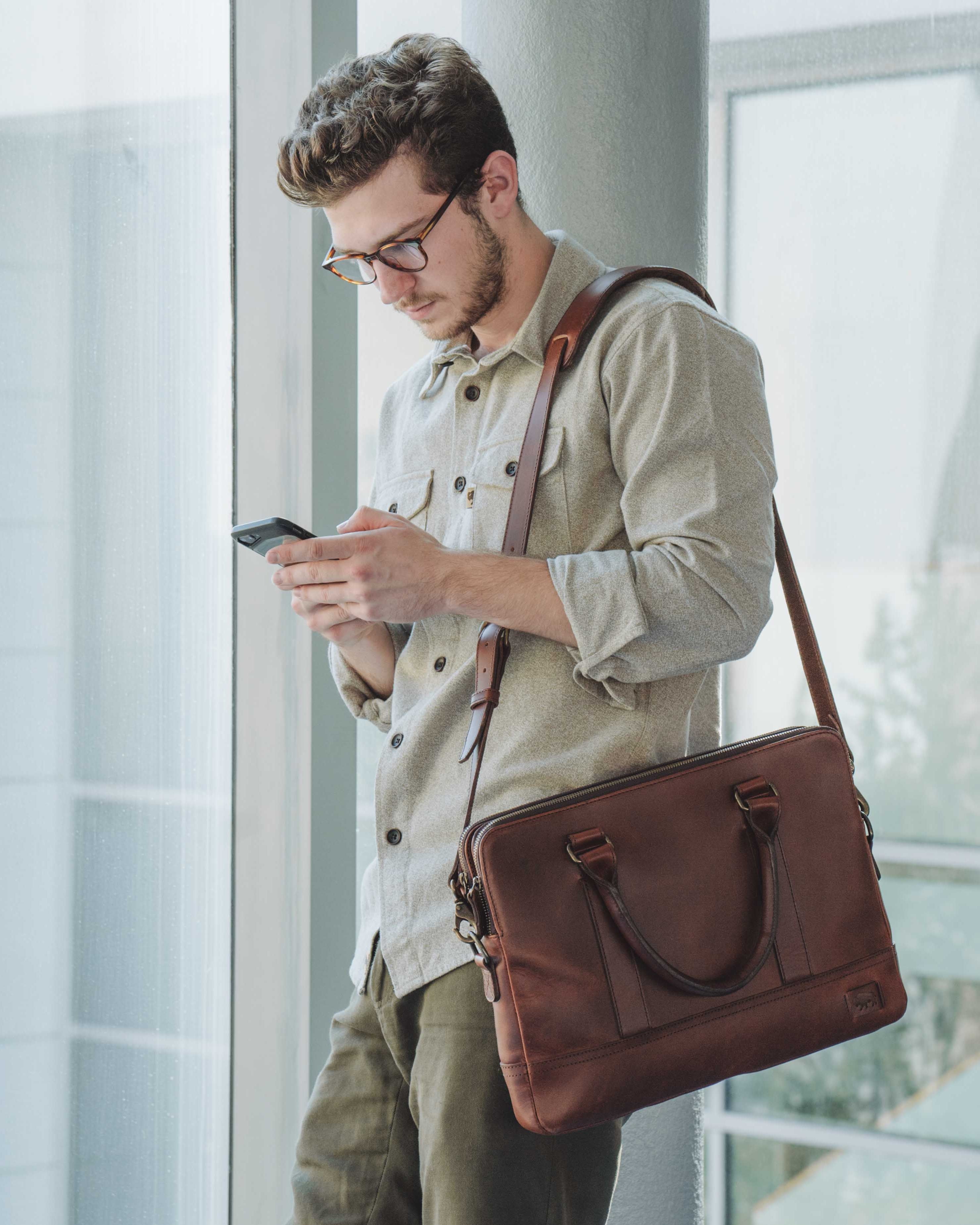 Sleek Leather Attache | Elderwood