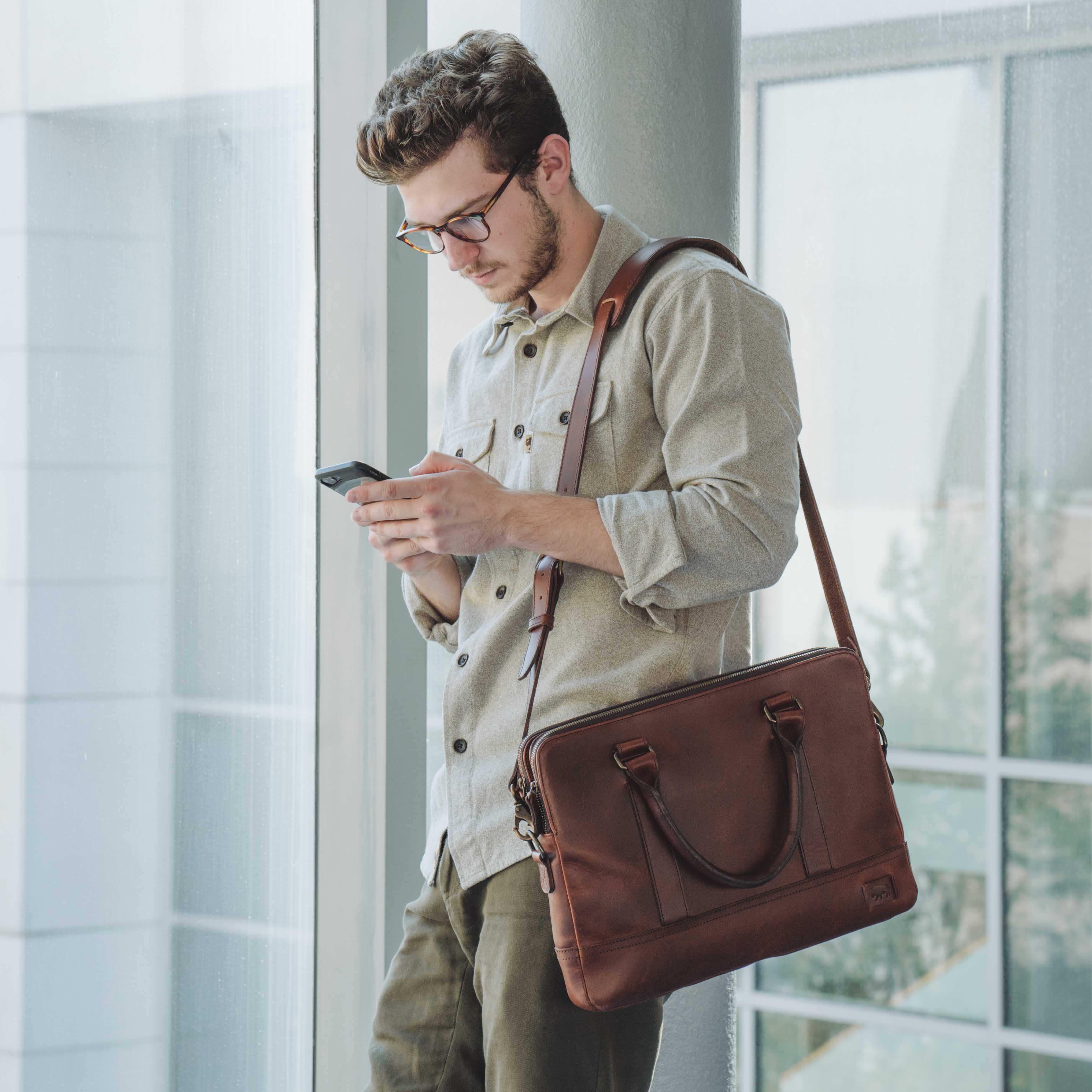 Sleek Leather Attache | Elderwood 